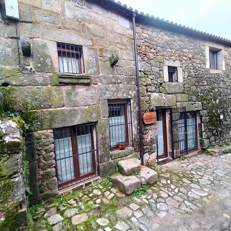 La Lagareta De Olivia Guest House Trevejo Exterior photo